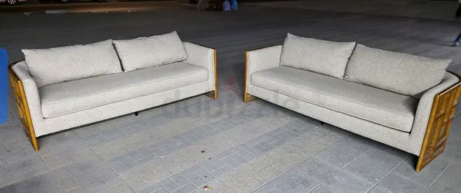 Six parsen sofa very perfect condition