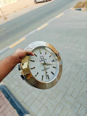 Wall clock omega