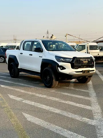 2025 Toyota HILUX 照片 2