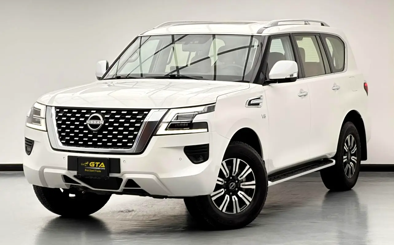 Nissan Patrol 2024 — photo 1 of 18