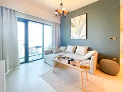 Fully Furnished 2-Bed Apartment at High Floor with City Views