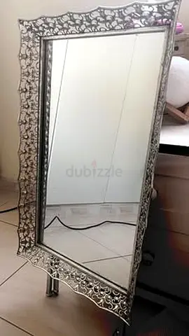 Stylish Glass Mirror Table with Foldable Legs - Perfect for Any Space!