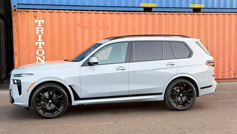 2025 BMW X7 缩略图 3