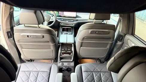 2025 BMW X7 缩略图 16