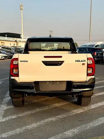 2025 Toyota HILUX 照片 6