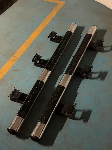 Side steps for Dodge Durango