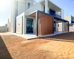 Luxurious 5-Bedroom Villa | Garden view