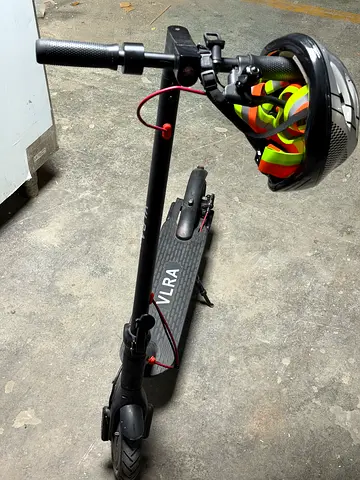 Electric scooter