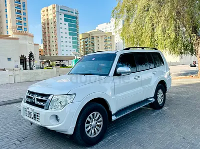 An Elegant  Mint Condition Mitsubishi Pajero  TOP(GCC), 2014, Full Options, Cruise Control,4x4