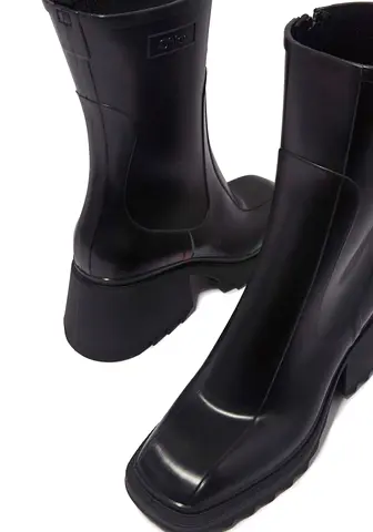 CHLOÉ Betty Rain Boots in Rubber