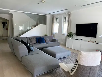 Ebarza premium quality corner sofa