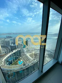 Elegant 2-Bedroom + Study in Gate Towers – Luxury