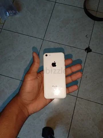 iPhone 5 with Cracked Glass for Sale