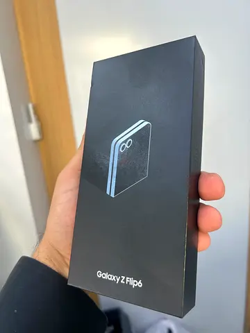 Samsung Galaxy Z Flip 6 256 GB TRA Orignal Box Packed new Fresh