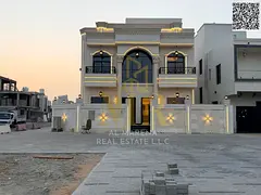 Villa directly from the owner, personal finishing, on a main street, close to all services, freehold