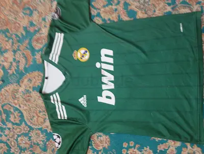 Authentic Real Madrid Ronaldo Jersey - Size M