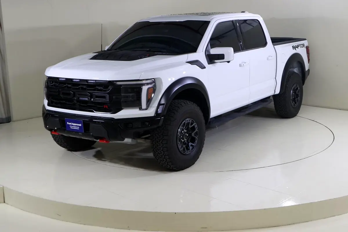 Ford F-150 2024 — photo 1 of 12