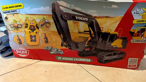 Dickie Toys RC Mining Excavator box lightly damage