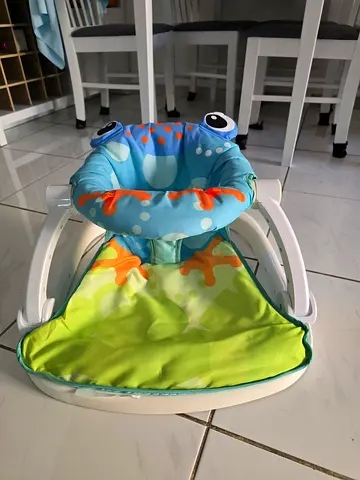 Baby floor chair