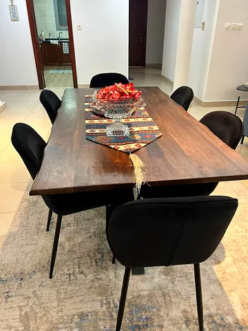 Dining table for sale