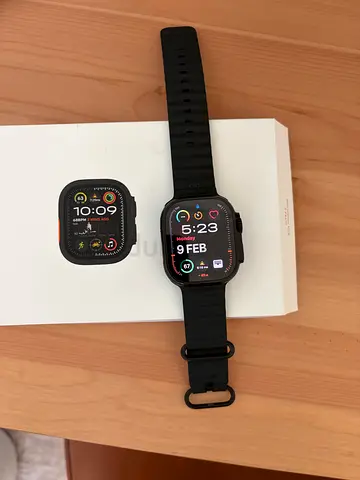 Apple Watch Ultra 2 with Black Titanium Case