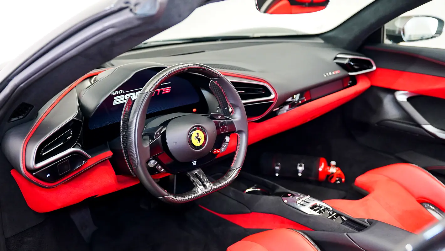Ferrari 296 GTS 2023