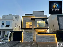 Large villa with excellent design and private swimming pool. Price includes electricity, water, and