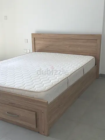 Modern Wooden Bed with Headboard and storage queen size 160/200cm