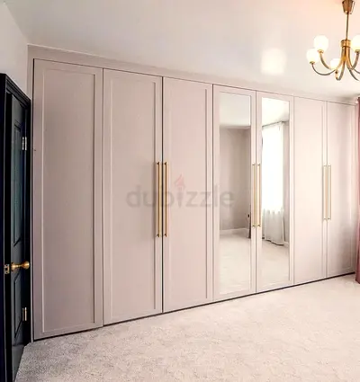 Stylish Modern Wardrobe with Mirrored Doors
