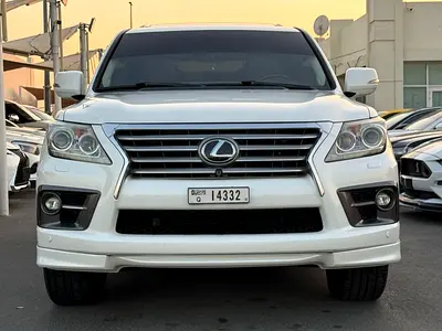 للبيع لكزس LX570 موديل 2015 خليجى رقم1 نظيفة جدا لا تحتاج اى مصاريف