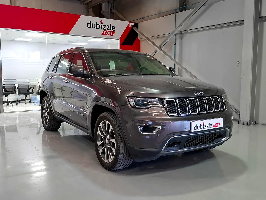 Jeep Grand Cherokee 2018 — photo 1 of 16