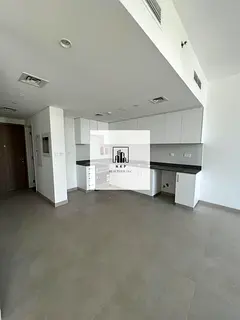 Specious luxury apartment for rent