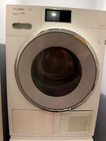 Miele T1 SteamFinish Eco XL Tronic Heat Pump Dryer – one of Miele’s premium German-engineered