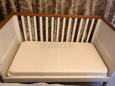 Beautiful Crib for Your Little One - Like New Condition