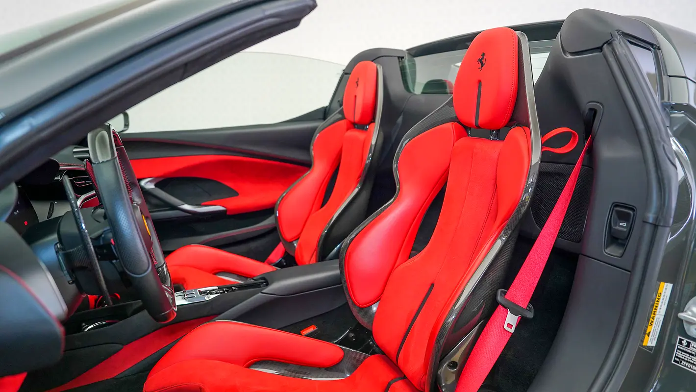 Ferrari 296 GTS 2023