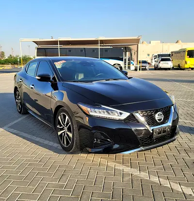 Nissan Maxima SV 2021 Low Kilometers Black Beauty