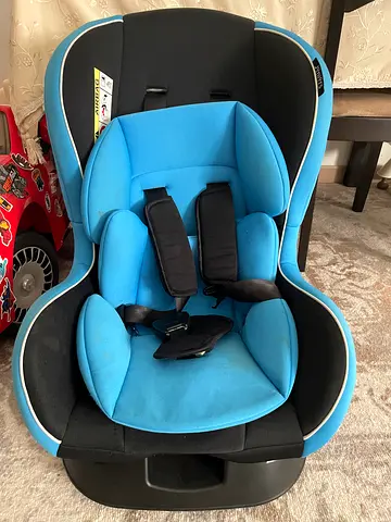 Juniors baby car seat