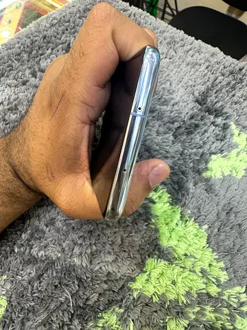 Sleek Mobile Phone in Great Condition