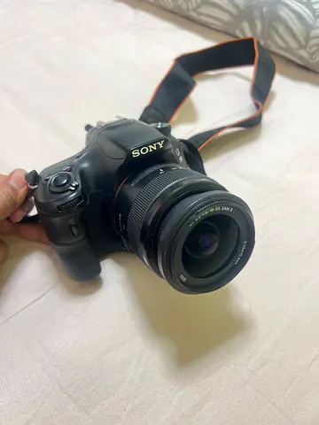 Sony Alpha SLT-A58K 20.1 MP Digital SLR Kit w/ 18-55mm Lens