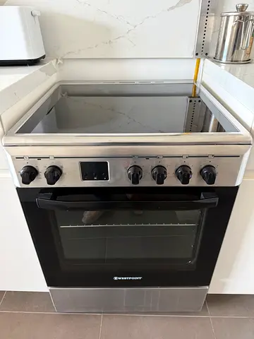 Coocker + oven. Vitroceramic.