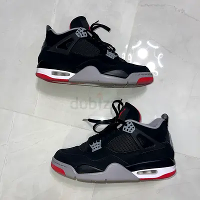 Nike Air Sneakers Jordan 4 Bred 44 Size