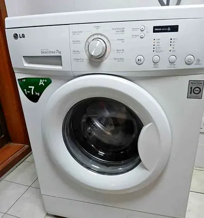 LG 7kg Front Load Washing Machine