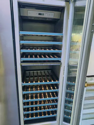 Gaggenau Series 400 Wine Fridge Built-in 394L Luxury Kitchen RW464260 Premium Wine Cabinet