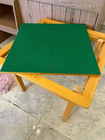 Lego table