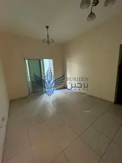 1 BHK WITH BALCONY AND 2 WASHROOM CLEAN BEAUTIFUL APARTMENT RENT 30K