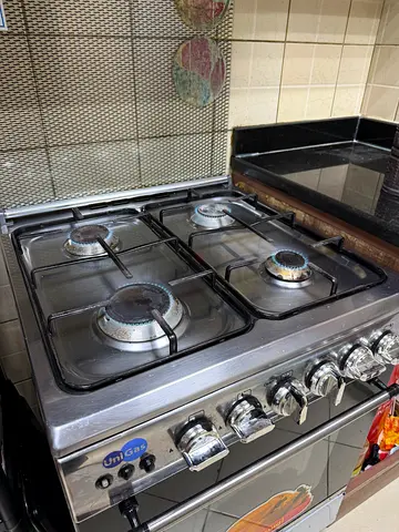 oven four eyes 60 by 60