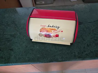 Vintage Bakery Bread Box with Charming Design