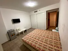 Deluxe Hotel apartment level Luxury Master Room ib UP tower shiekh zayed road