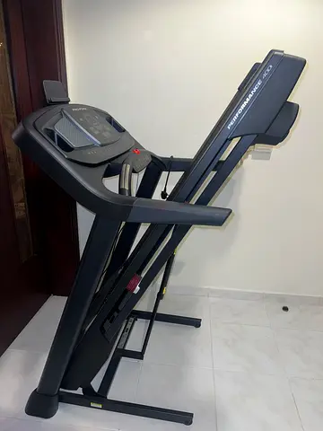 Heavy Duty Treadmill- like new