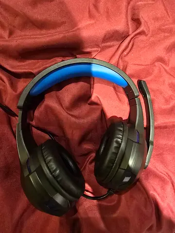 Gaming Headphones (never used)